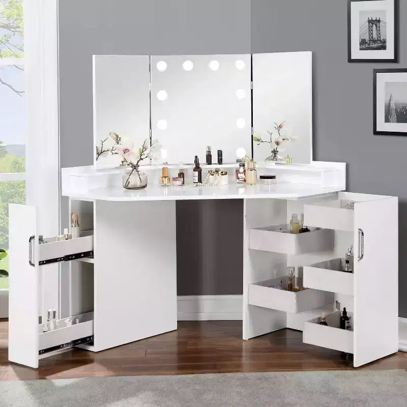 HOMES: Inside + Out Tavolo da Trucco Angolare Fireheart con Specchio e Luci Glamour Bianche