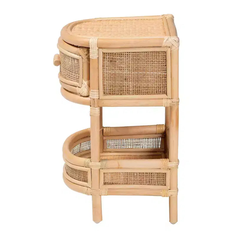 bali & pari Divitia Comodino in Rattan Naturale con 1 Cassetto Naturale: 55,1 cm Altezza, Nessun Montaggio, Struttura in MDF