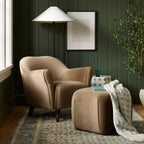Pouf quadrato in velluto color cuoio - Threshold™ ideato con Studio McGee