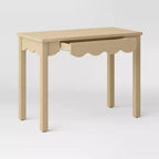 Scrivania ondulata con cassetto naturale - Room Essentials™