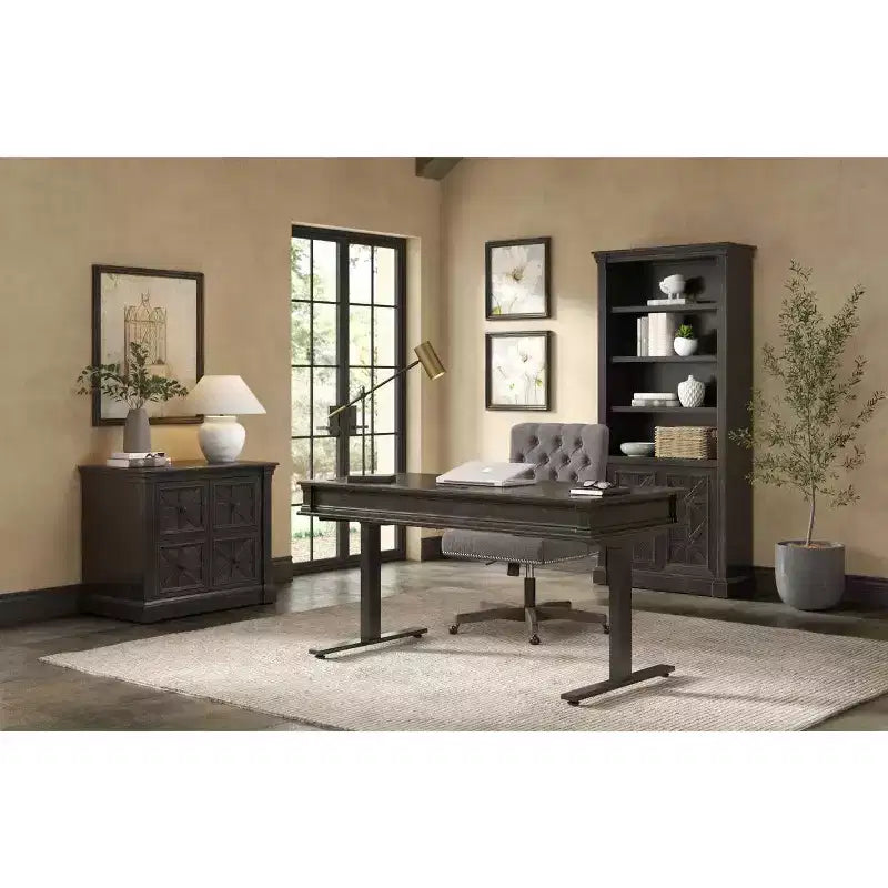 Scrivania Kingston Traditional in legno, elettronica, con sistema Sit/Stand, marrone scuro - Martin Furniture: Altezza regolabile, Collezione Hartford