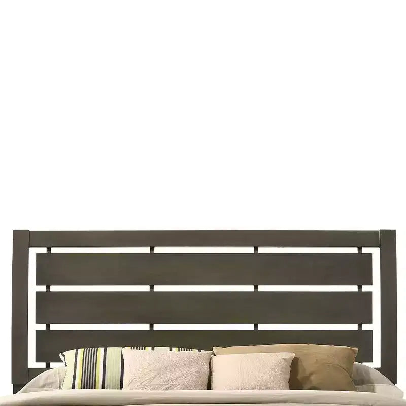 Letto Queen Ilana da 84" con finitura grigia - Acme Furniture: Rivestimento in tela, Struttura in legno, Garanzia di 60 giorni