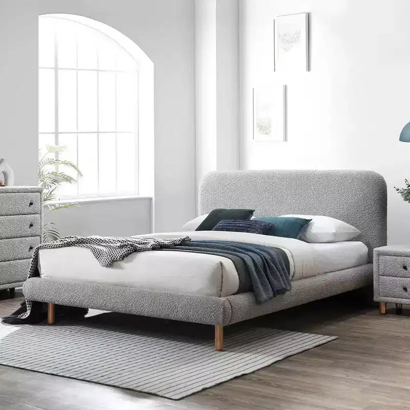 Letto queen size da 87.8" Cleo in bouclé grigio - Acme Furniture
