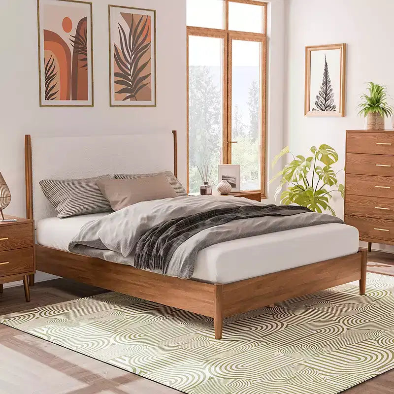 HOMES: Queen Riverstone Letto a piattaforma moderno di metà secolo con testiera Bouclé
