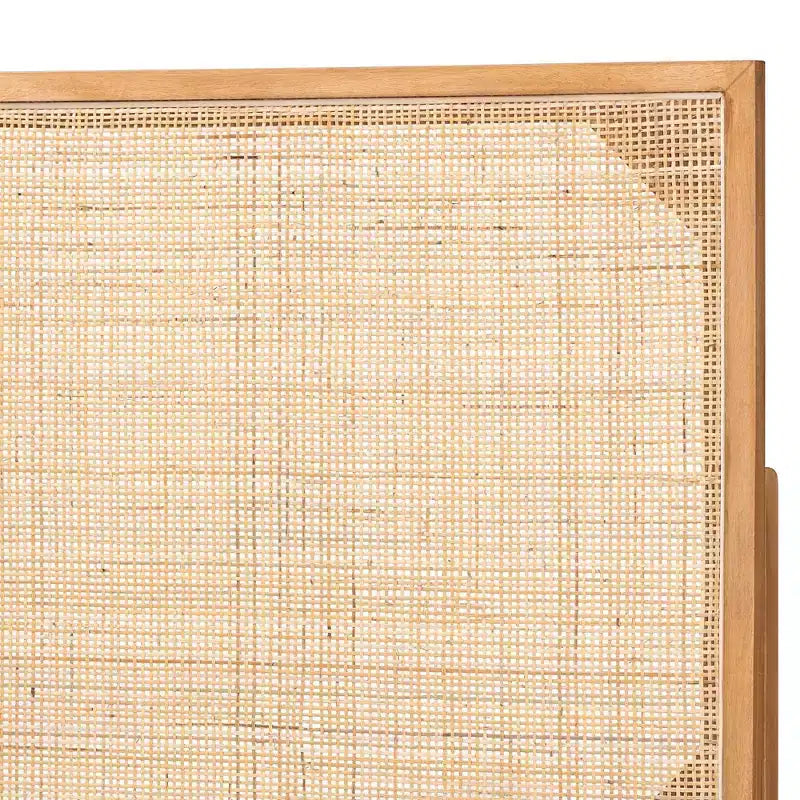 Testiera per letto Queen bali & pari Aurelia in legno di bayur e rattan: Design bohémien, montaggio a parete o su telaio, altezza regolabile