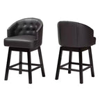 Set 2 sgabelli da bancone girevoli Theron in similpelle e legno - Baxton Studio