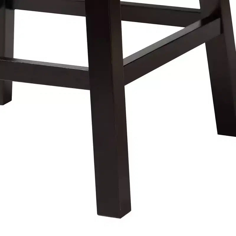 Set 2 sgabelli da bancone girevoli Theron in similpelle e legno - Baxton Studio