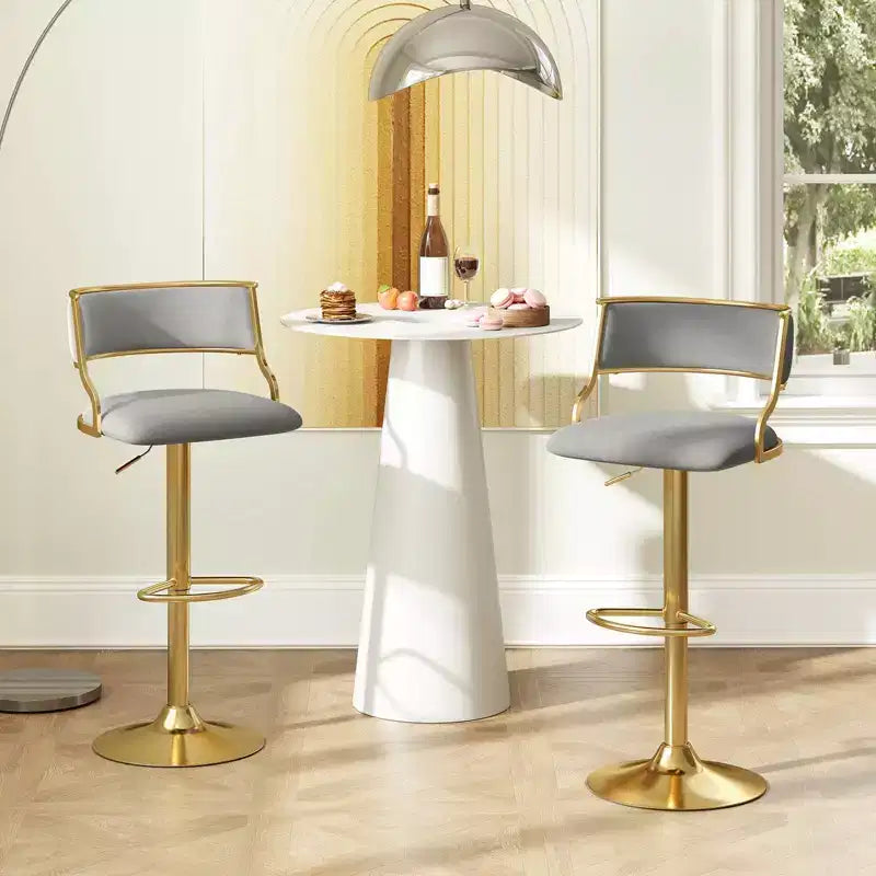 Sgabelli da bar girevoli Costway in velluto set da 2 imbottiti regolabili con schienale intrecciato grigio/beige/giallo