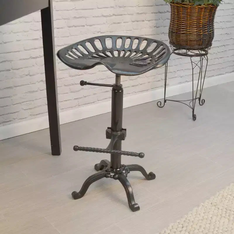 Sgabello da bar Carolina Living Adjustable Tractor Seat ad altezza bancone