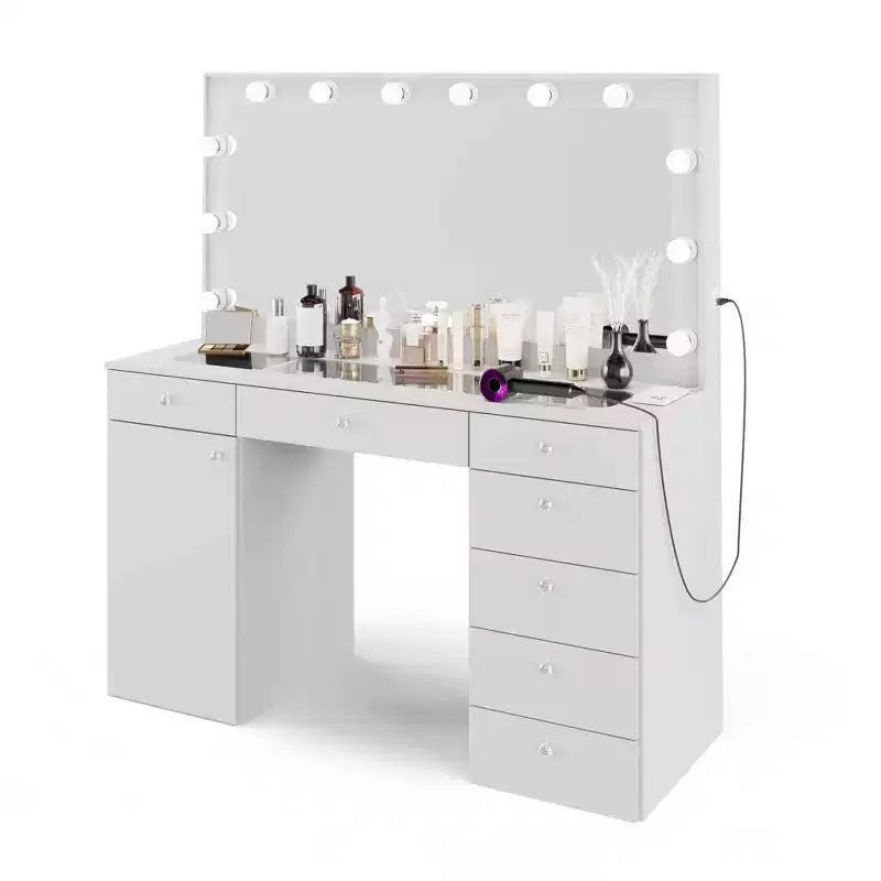 Leila - Toeletta Trucco Illuminata - Boahaus