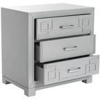 Comodino Raina con 3 cassetti e motivo a chiave greca - FOX6278 - Safavieh Couture