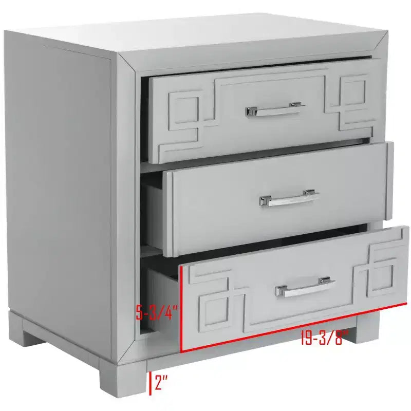 Comodino Raina con 3 cassetti e motivo a chiave greca - FOX6278 - Safavieh Couture