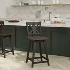 Sgabello da pranzo girevole in legno stile rustico moderno Emma e Oliver con schienale intagliato decorativo
