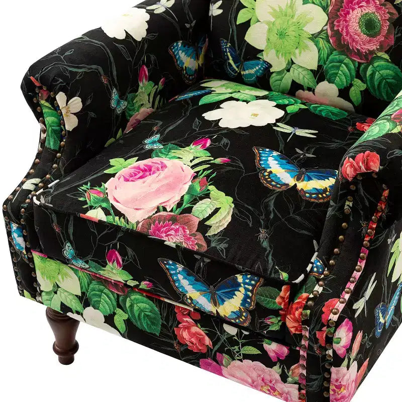 Poltrona Theodor con gambe a fuso per salotto e camera da letto | ART OF LIVING DESIGNS
