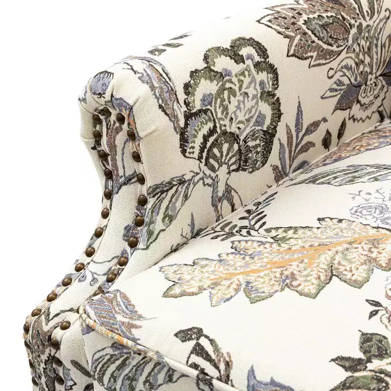 Poltrona Theodor con gambe a fuso per salotto e camera da letto | ART OF LIVING DESIGNS