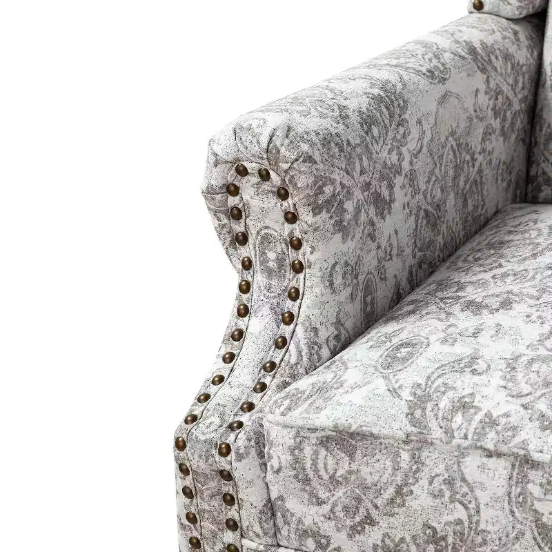 Poltrona Theodor con gambe a fuso per salotto e camera da letto | ART OF LIVING DESIGNS