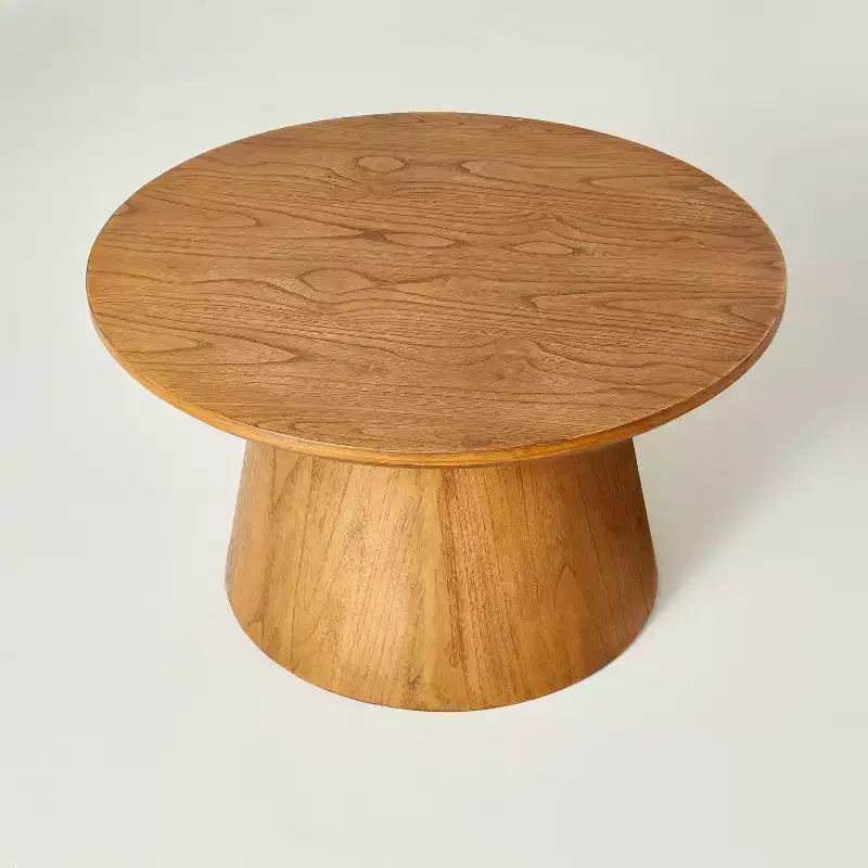 Tavolino rotondo con piedistallo in legno - Hearth & Hand with Magnolia