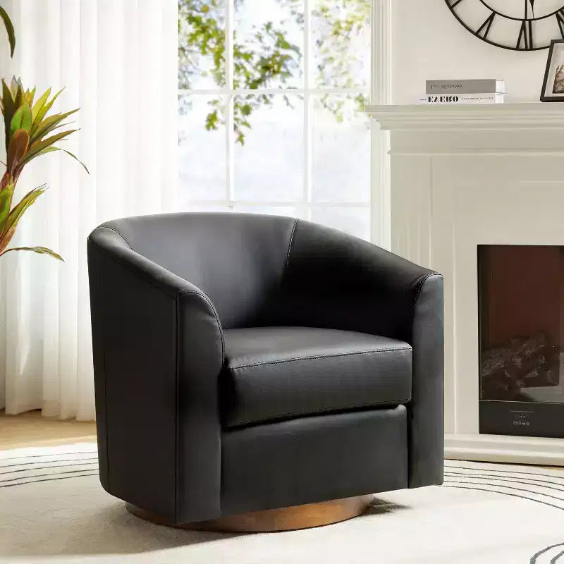 Poltrona a botte moderna girevole Jessie, 77,5 cm, in ecopelle con base in legno massello|ART OF LIVING DESIGNS