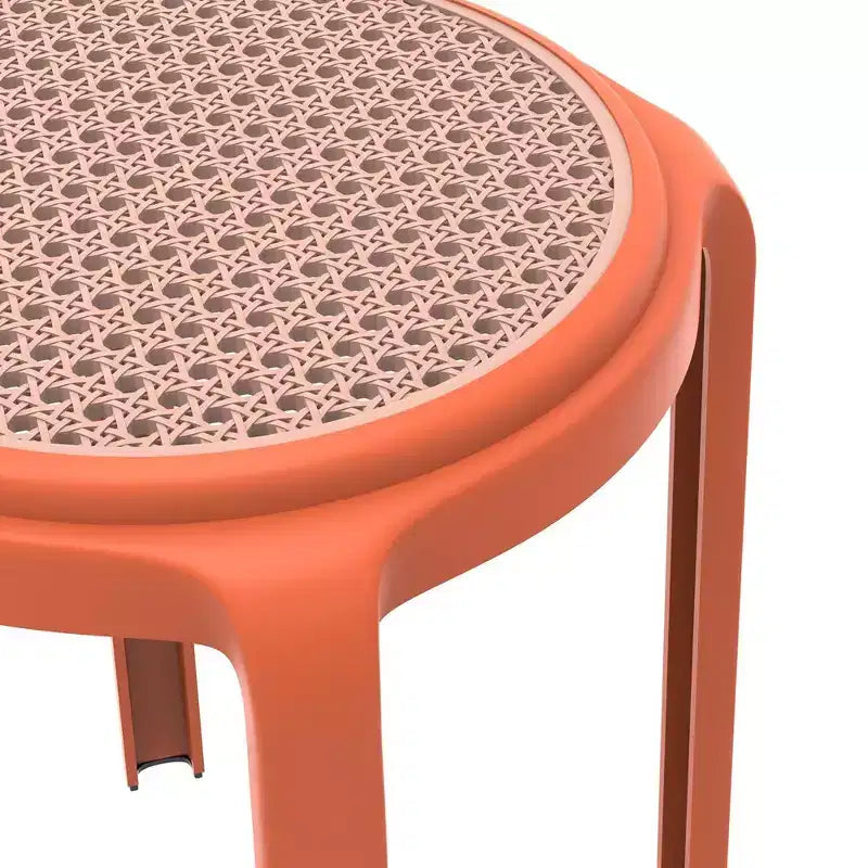 Sgabello da pranzo rotondo impilabile LeisureMod Tresse con parte superiore in vimini, design leggero e durevole per cucina, giardino, balcone, bar, terrazza o patio
