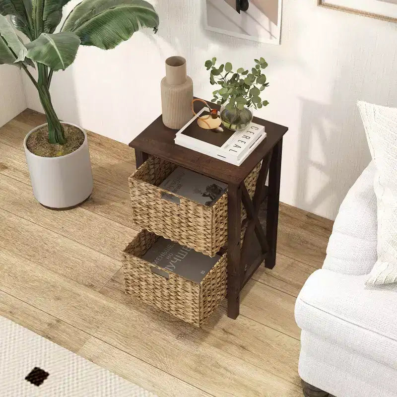 Costway 1/2 PZ Comodino a 2 Ripiani con 2 Cesti in Giunco Marino Strutture a X in Legno di Gomma 2 Cassetti