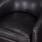 Poltrona girevole a barile Comfort Pointe Irving con base in legno e similpelle