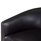 Poltrona girevole a barile Comfort Pointe Irving con base in legno e similpelle