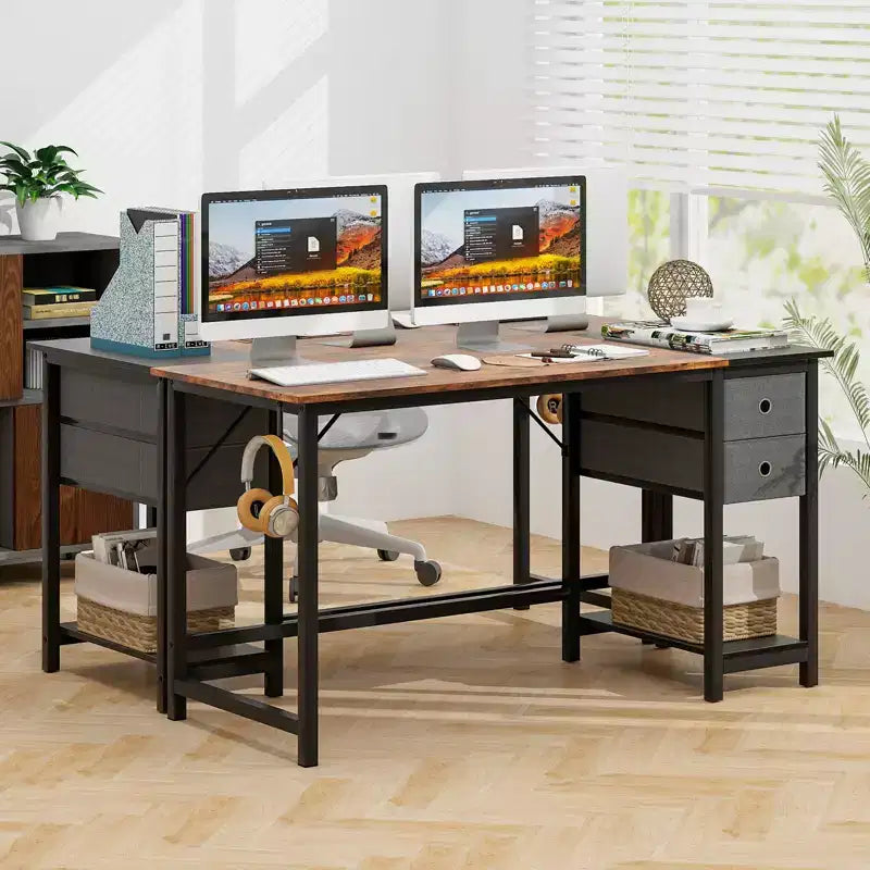Scrivania da ufficio Costway da 55 pollici moderna postazione di lavoro per computer con 2 cassetti, gancio appendiabiti e ripiano portaoggetti per studio e camera da letto, marrone rustico e nero