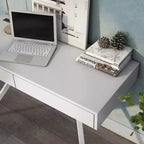 HOMES: Inside + Out Scrivania Thunderseek Mid Century 2 cassetti da 47" con USB e prese di corrente