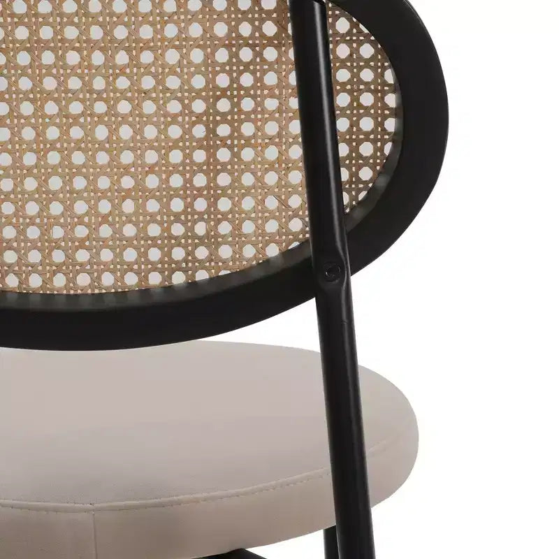 LeisureMod Euston Sgabello da bar moderno in vimini con telaio in acciaio nero, per interni, cucina, bancone, sala da pranzo, colazione, posti a sedere per bar, sedia contemporanea