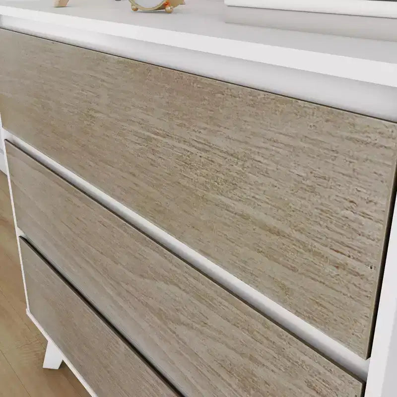 Comodino a 3 cassetti in legno massiccio scandinavo Max & Lily