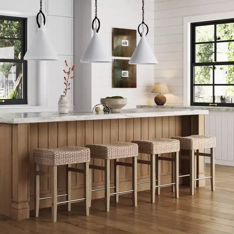 Sgabello da bar Nathan James Harvey in rattan spazzolato con tessuto in alghe marine