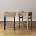 Sgabello da bar Nathan James Harvey in rattan spazzolato con tessuto in alghe marine