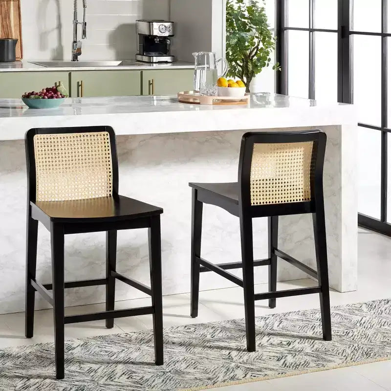 Sgabello da bancone in rattan Benicio (set da 2) - BST1506 - Safavieh