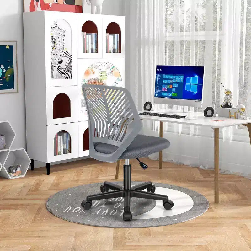 Sedia da scrivania ergonomica per bambini Costway regolabile in altezza con ruote universali Sedia da lavoro Blu/Nero/Grigio/Rosa