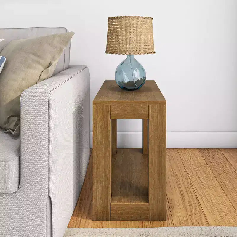 Tavolino rettangolare moderno Plank+Beam con ripiano, 25, tavolo in legno massello con contenitore