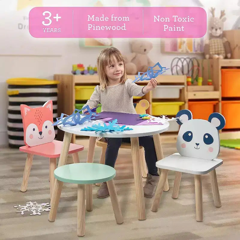 Set Tavolo e Sedie in Legno per Bambini con 4 Posti - Tigre, Panda, Volpe e Sgabello per Adulti - Arredamento per Sala Giochi, Asilo Nido, Aula - Centro Attività per Bambini