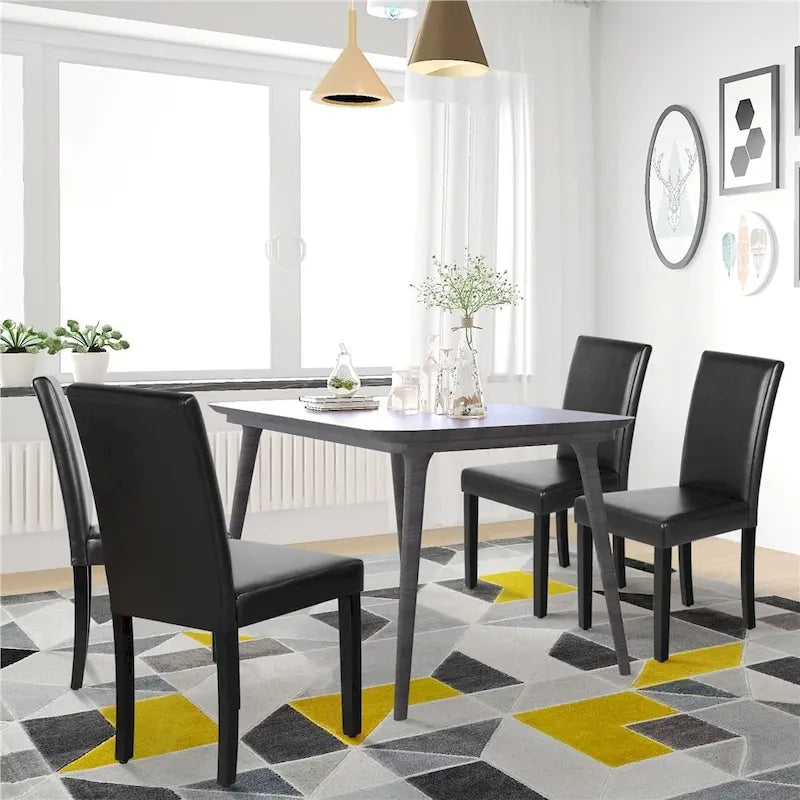 Sedie da pranzo con schienale alto in similpelle, cuscino in schiuma e gambe in legno di gomma – Nero / Grigio / Marrone / Bianco