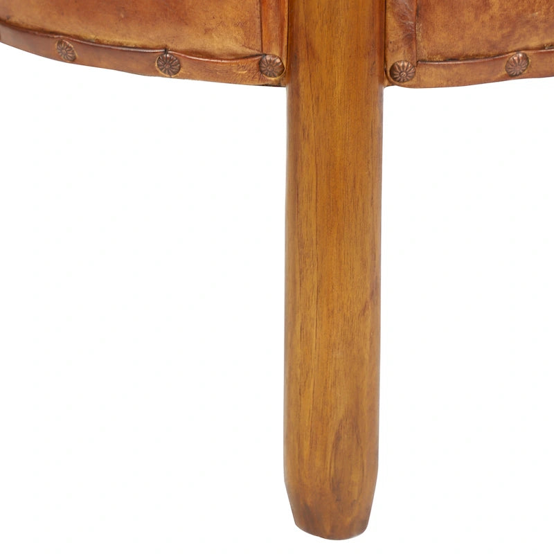 Pouf rotondo artigianale in vera pelle con dettagli capitonné e borchie e gambe in legno di teak – Marrone, singolo