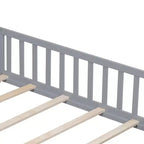 Letto a pavimento per bambini, letto a pavimento matrimoniale con sponde di sicurezza e doghe, telaio del letto in legno con porta, non necessita di rete a doghe