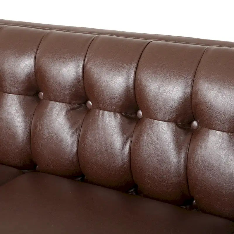 Divano a 3 Posti Contemporaneo in Similpelle con Bottoni Trapuntati e Gambe in Legno di Betulla – Marrone Scuro / Cognac / Midnight, Posti a Sedere: 3