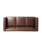 Divano a 3 Posti Contemporaneo in Similpelle con Bottoni Trapuntati e Gambe in Legno di Betulla – Marrone Scuro / Cognac / Midnight, Posti a Sedere: 3