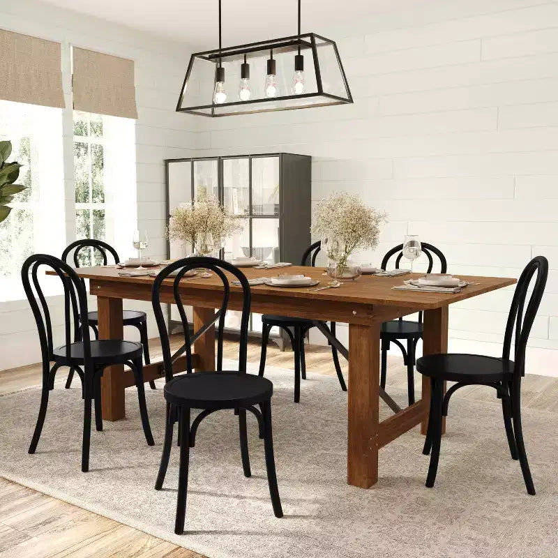 Sedia da pranzo in legno massello Merrick Lane stile Thonet con design impilabile ed eleganti finiture
