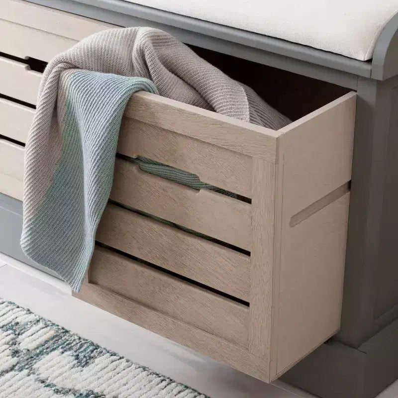 Panca portaoggetti Briar a 3 cassetti con cuscino - BCH5700 - Safavieh