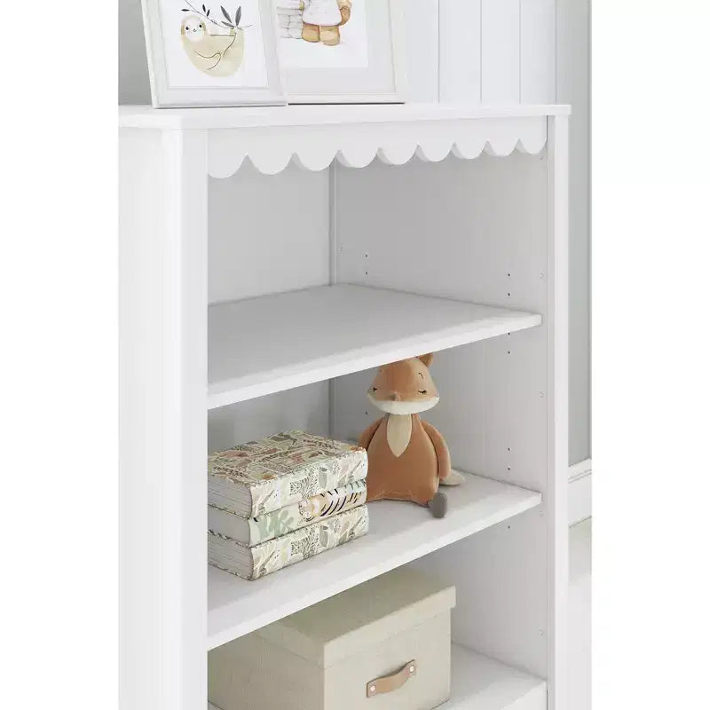Signature Design by Ashley Hallityn Libreria a 3 ripiani con 2 mensole regolabili, Bianca