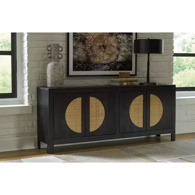 Signature Design by Ashley Cliffiings - Mobiletto credenza a 4 ante con 2 ripiani, colore nero