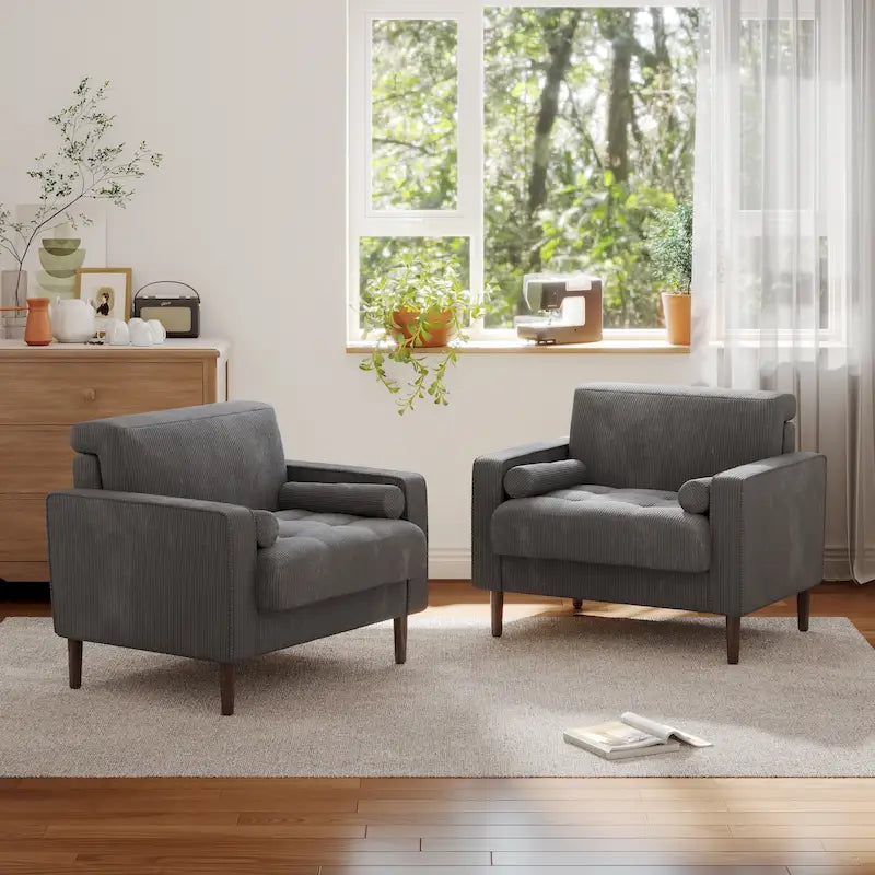 Poltrona d'accento oversize in velluto a coste con sedile trapuntato, braccioli squadrati e gambe coniche in legno – Grigio chiaro / Blu navy / Verde / Beige / Grigio / Giallo