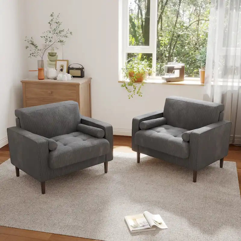 Poltrona d'accento oversize in velluto a coste con sedile trapuntato, braccioli squadrati e gambe coniche in legno – Grigio chiaro / Blu navy / Verde / Beige / Grigio / Giallo