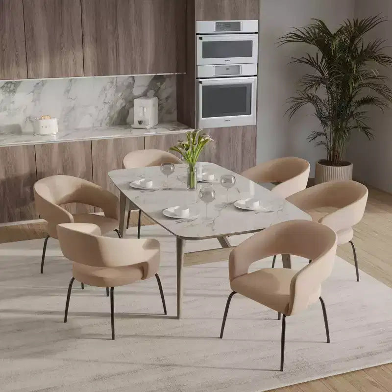Sedia da pranzo LeisureMod imbottita in pelle con schienale curvo aperto e gambe in ferro Collezione Gavin Set da 4