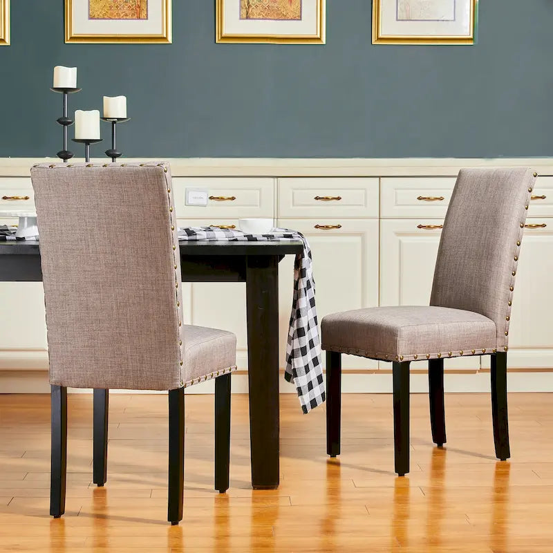 Sedie da pranzo con schienale alto in tessuto di lino e borchie decorative – Grigio / Bianco Crema / Marrone Chiaro