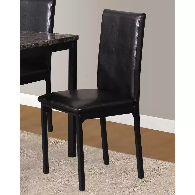 Sedie da pranzo con struttura in metallo e sedile in similpelle Roundhill Furniture Noyes, nere, set da 4